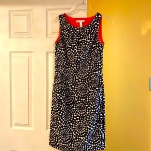 A-line dress with pockets on both sides located on the front of dress